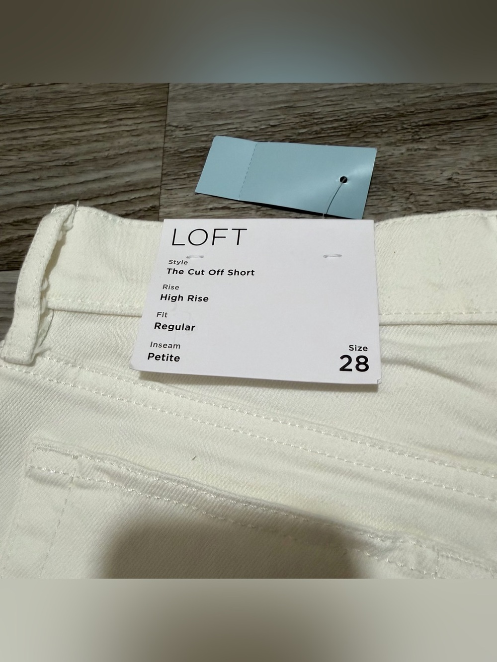 LOFT The Cut Off Short High Rise White Size 28 Petite - Picture 5 of 7